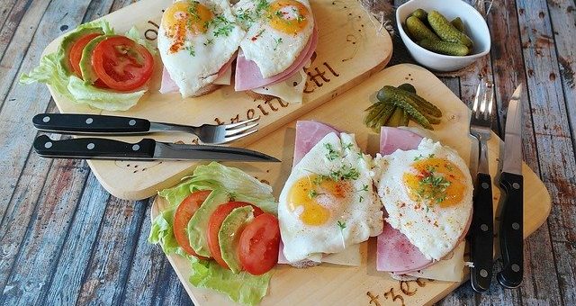 cosa mangiare tra i pasti nella dieta chetogen